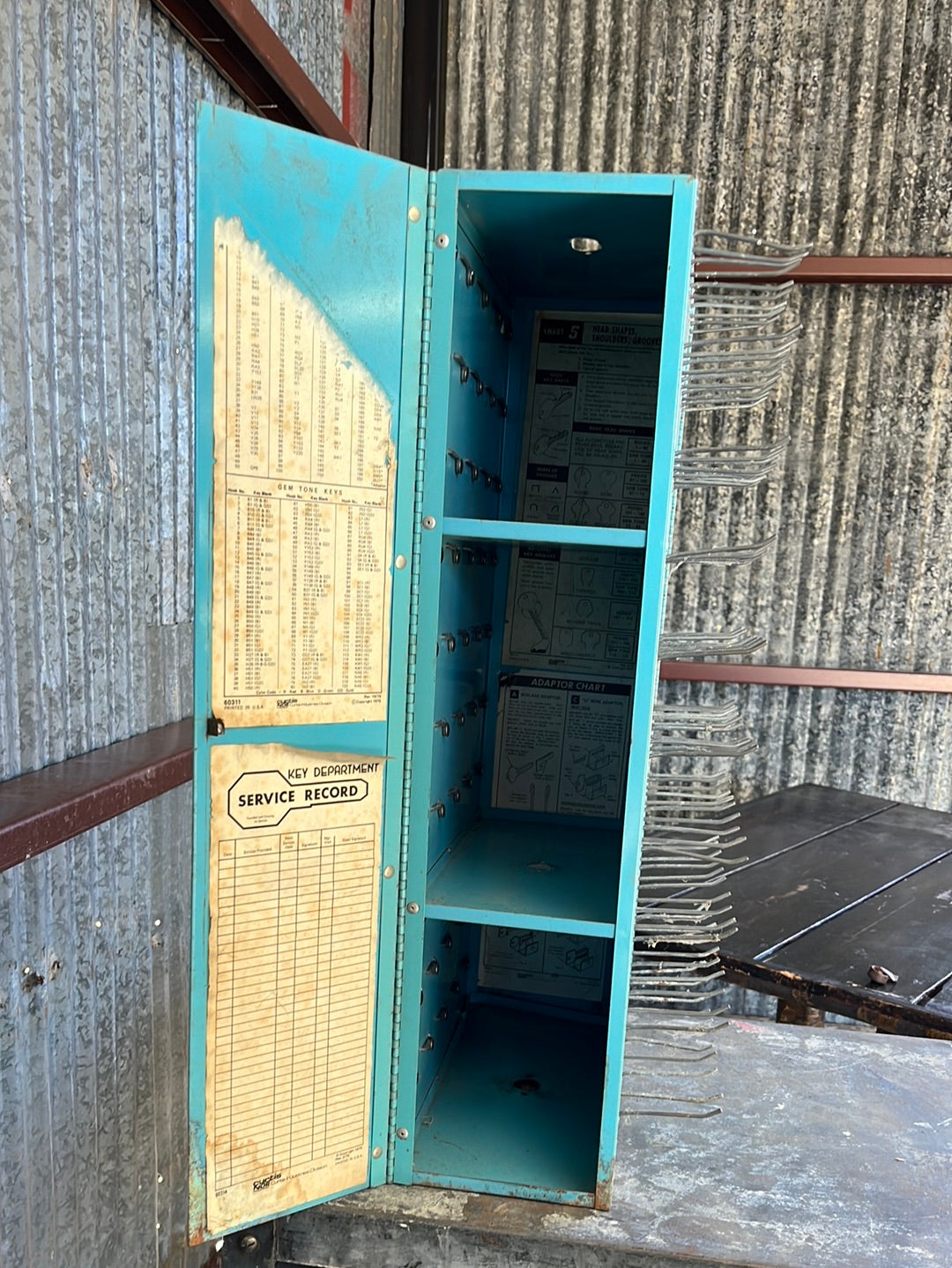 Locksmith key cabinet