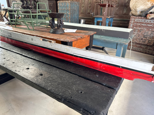Model boat