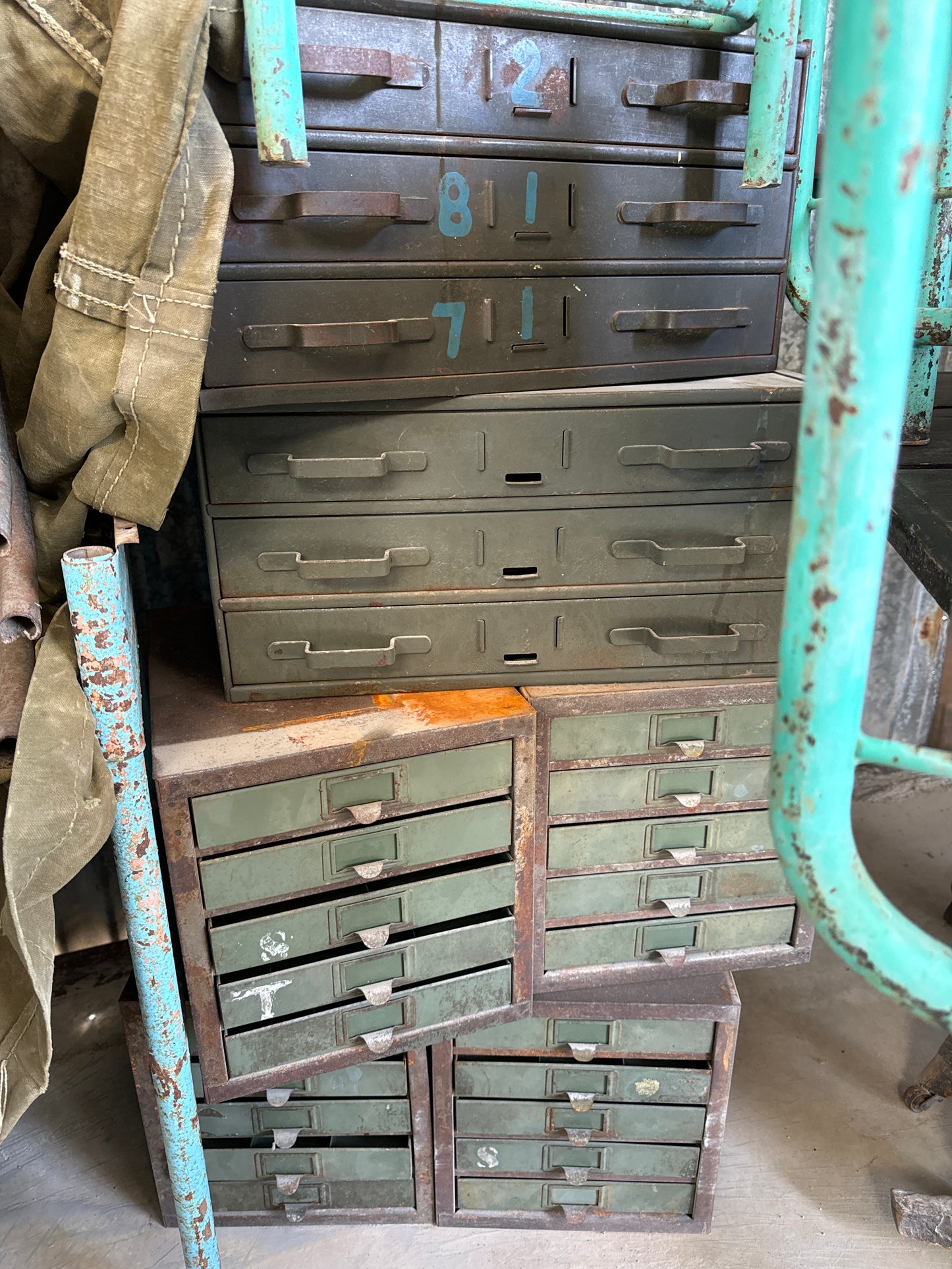 5 drawer metal storage unit